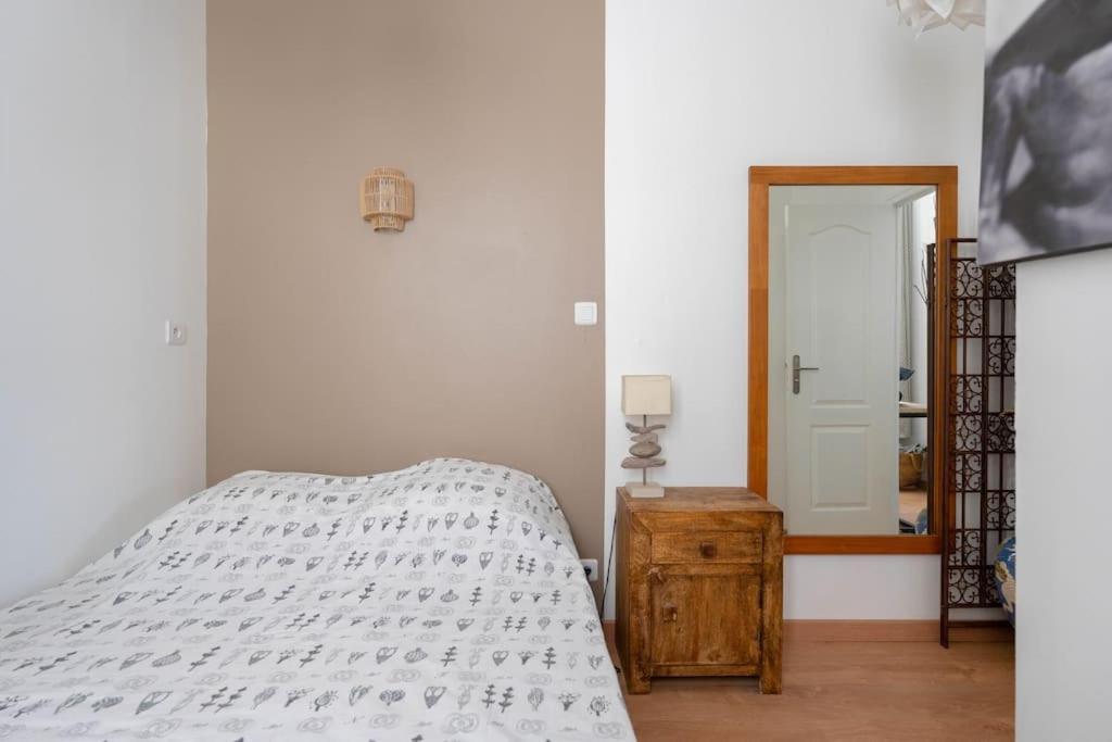 L'Elegant Lumineux Ancien Couvent Apartment Марсилия Екстериор снимка