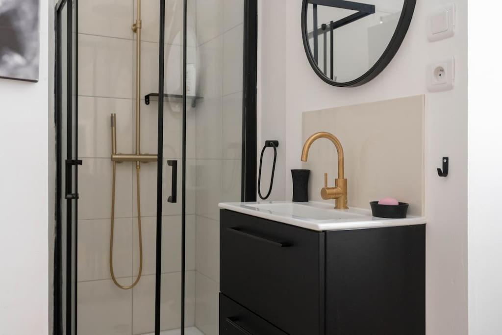 L'Elegant Lumineux Ancien Couvent Apartment Марсилия Екстериор снимка