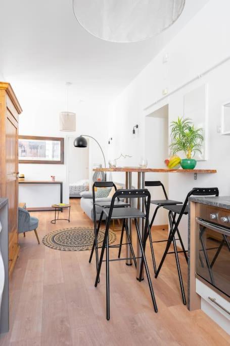 L'Elegant Lumineux Ancien Couvent Apartment Марсилия Екстериор снимка
