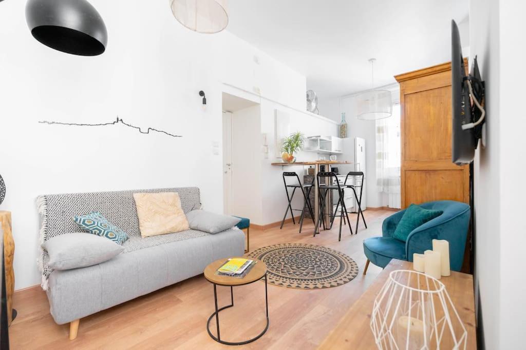 L'Elegant Lumineux Ancien Couvent Apartment Марсилия Екстериор снимка